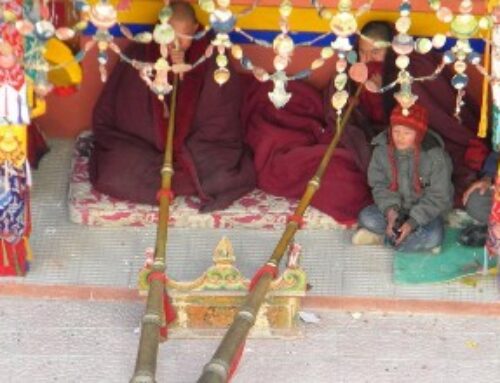Dungchen, Tibetan horn that sounds haunting, yet musical